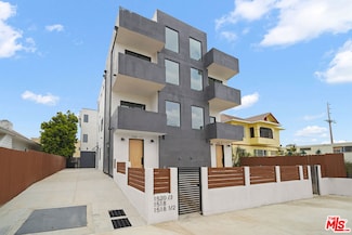 1518 Magnolia Ave, Los Angeles, CA 90006