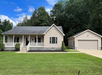 122 Criscon Ln, Daniels, WV 25832