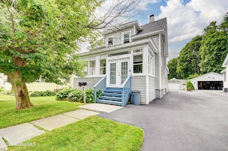 236 Clizbe Ave, Amsterdam, NY 12010