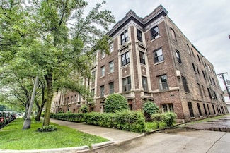 1145 E Hyde Park Blvd Unit 2A, Chicago, IL 60615