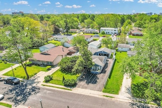 1309 Eureka St, Urbana, IL 61801