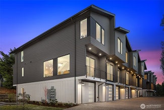 12705 NE 144th St Unit G, Kirkland, WA 98034