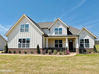 3967 McElroy Farms Dr, Olive Branch, MS 38654