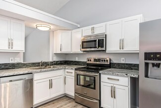 2625 Wallcrest Blvd, Columbus, OH 43231