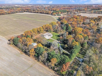 16015 County Road 4, Bristol, IN 46507