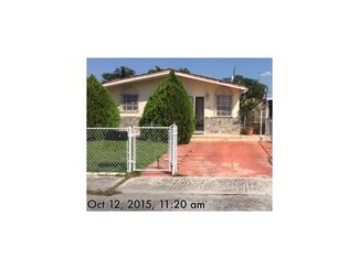 543 W 15th St, Hialeah, FL 33010