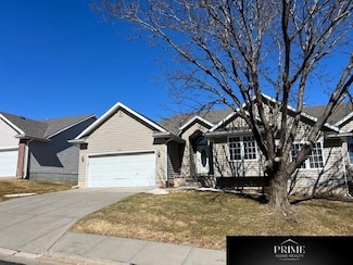 9162 Laurel Plaza, Omaha, NE 68134