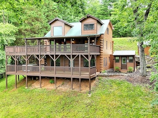 500 Beechwood Dr, Sylva, NC 28779