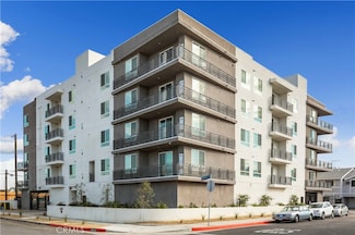 11714 Archwood St Unit 309, North Hollywood, CA 91606