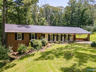 215 Brindley St, Gadsden, AL 35904