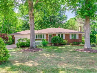 906 Brunsdorph Rd, Fairlawn, OH 44333