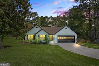 3011 Maple Cove Ct, Loganville, GA 30052