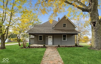 320 S Howard St, Summitville, IN 46070