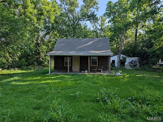 8123 Winfield Ave, Saint Louis, MO 63114