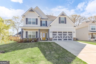 646 McCarley Downs Dr, Bonaire, GA 31005