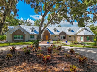 5912 13th Ave E, Bradenton, FL 34208