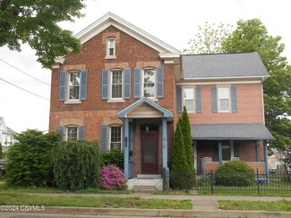 310 Walnut St, Berwick, PA 18603