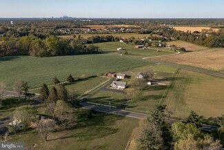 190 Cedar Rd, Mickleton, NJ 08056