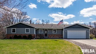6920 121st Avenue Ct W, Taylor Ridge, IL 61284