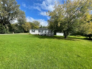 449 Georgia Shore Rd, Saint Albans, VT 05478