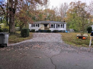 307 Piedmont Ave, Taylors, SC 29687