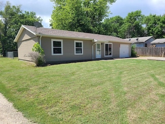 209 E 6th St, Burden, KS 67019