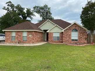 4909 Mulligan Cir, Shreveport, LA 71107