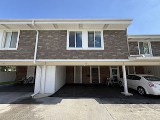 10 Cour Masson Unit 5, Palos Hills, IL 60465