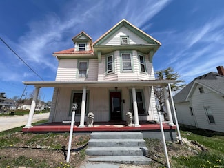 857 Byron St, Huntington, IN 46750