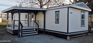 8220 W Bordon Ct, Rathdrum, ID 83858