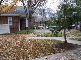 20290 Beechwood Terrace Unit 102, Ashburn, VA 20147
