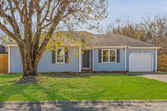 151 Man o War Dr, Oak Grove, KY 42262