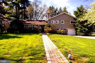 1421 Redwood Ln, Wyncote, PA 19095