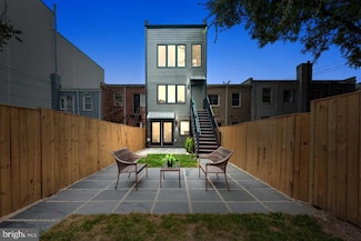 771 18th St NE Unit B, Washington, DC 20002