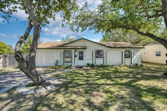 1350 Driftwood Dr, Duncanville, TX 75116