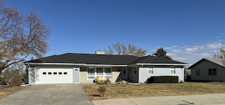 721 E 7th St, Winner, SD 57580