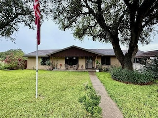 327 Taylor Rd, Falfurrias, TX 78355