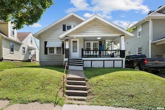 1207 N Marquette St, Davenport, IA 52804