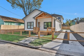 1404 Moody St, Houston, TX 77009