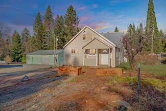 11854 La Porte Rd, Clipper Mills, CA 95930