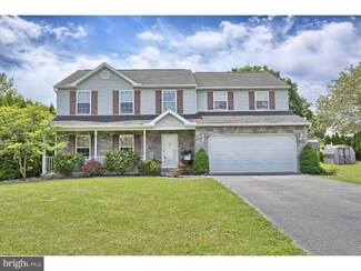 95 Cornerstone Dr, Blandon, PA 19510