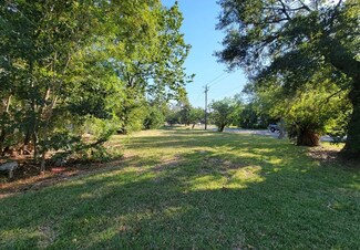 319 W Hart Ave, Pasadena, TX 77506