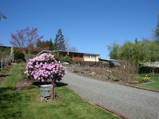 127 E Zola Dr, Cinebar, WA 98533