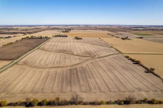 2826 Stone Quarry Rd, Belvidere, IL 61008