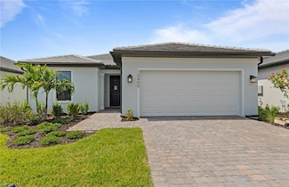 10406 Maddox Ln, Bonita Springs, FL 34135