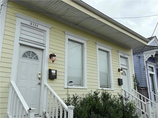 2717 2nd St, New Orleans, LA 70113