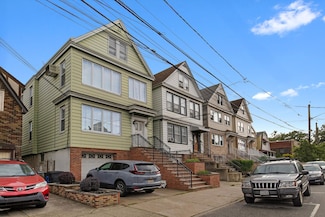 120 W 45th St, Bayonne, NJ 07002