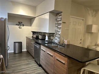 1130 Reserve Way Unit 107, Naples, FL 34105