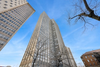 655 W Irving Park Rd Unit 2903, Chicago, IL 60613