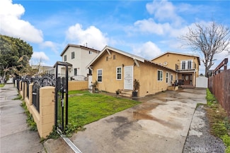204 E 61st St, Los Angeles, CA 90003